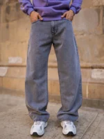 man wear jean